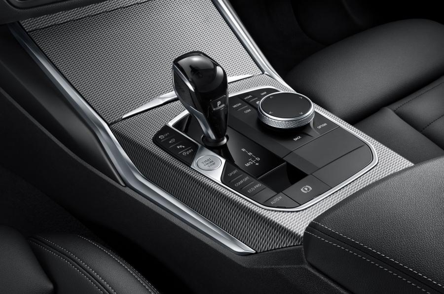 Детали интерьера BMW 325i M Sport (G20) 2019 года  (CN) (фото 6 из 43)